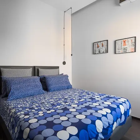 Santa Chiara By Dimorra